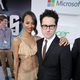 Zoe Saldana y J.J. Abrams en el estreno en Los Angeles de 'Star Trek: En la oscuridad'