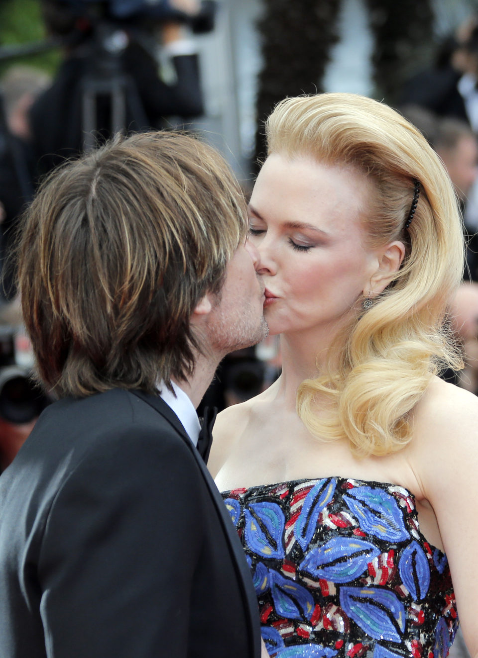 Nicole Kidman besa a Keith Urban en la premiere de 'Inside Llewyn Davis' en el Festival de Cannes 2013