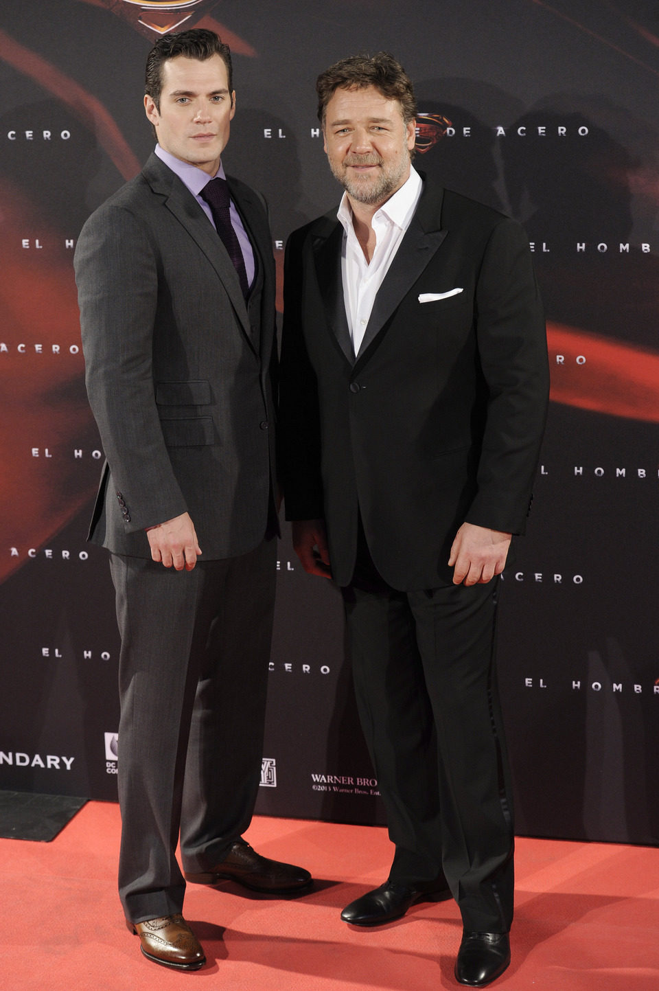 Henry Cavill y Russell Crowe en la premiere de 'El hombre de acero' en Madrid