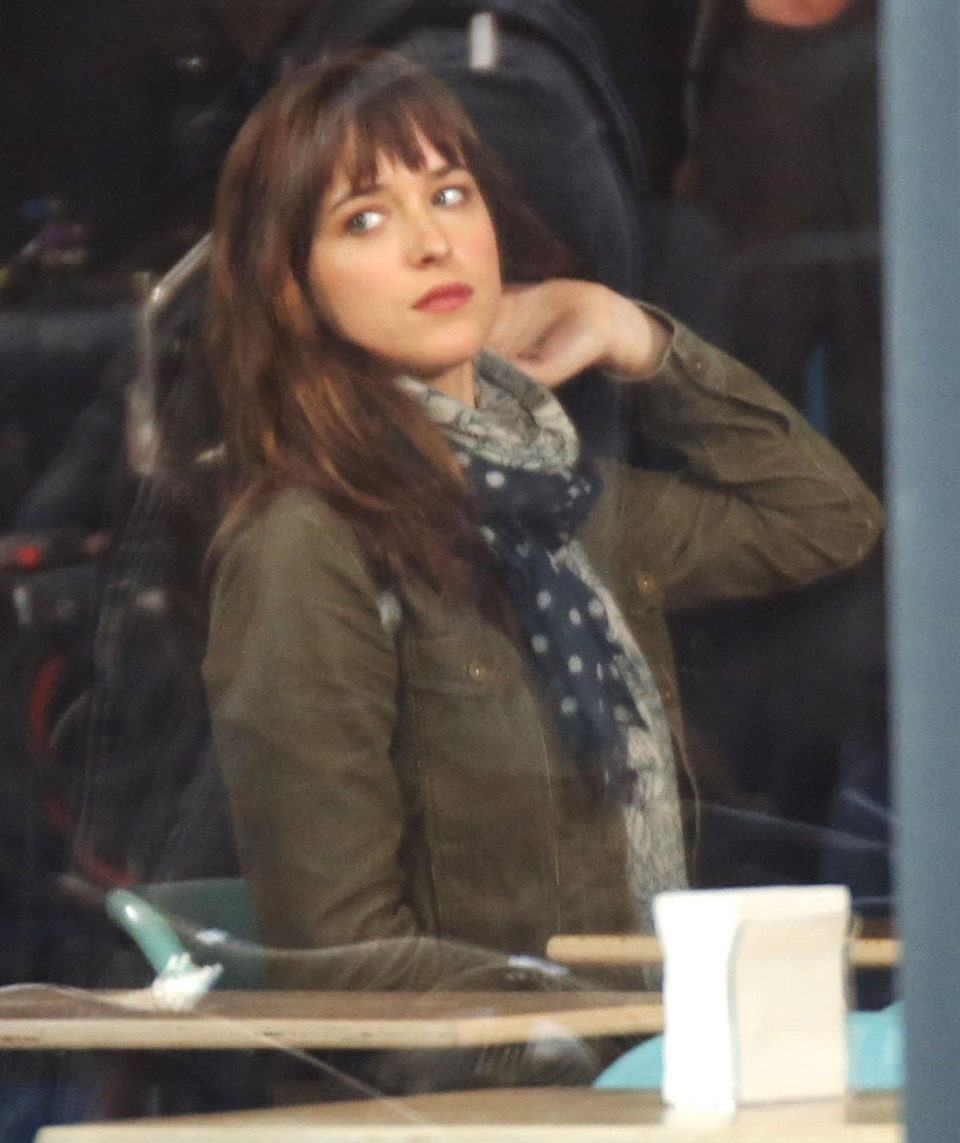 Dakota Johnson en el rodaje de 'Cincuenta sombras de Grey' en Vancouver