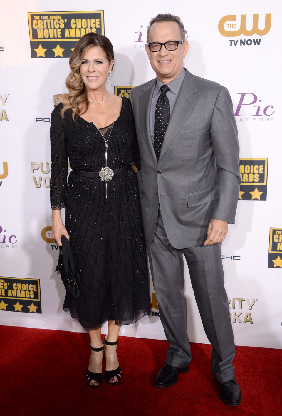 Tom Hanks y Rita Wilson a su llegada a la gala de los Critics' Choice Movie Awards 2014