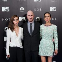 Emma Watson, Darren Aronofsky y Jennifer Connelly en la premiere de 'Noé' en Madrid