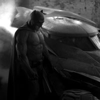 Ben Affleck y el Batmóvil en 'Batman vs. Superman'