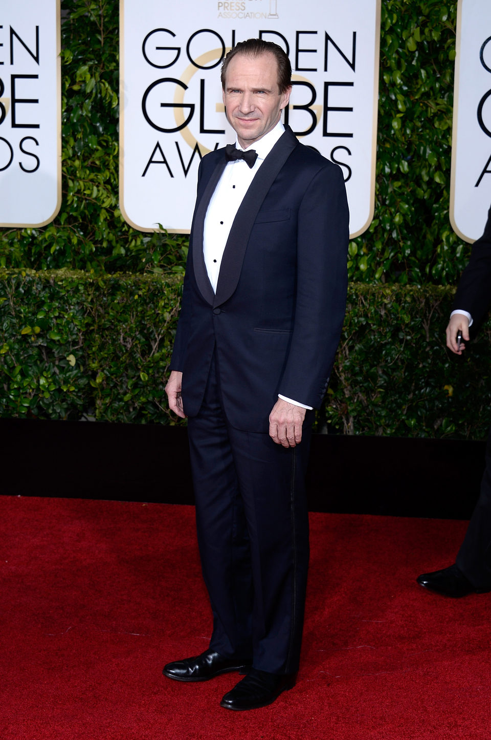 Ralph Fiennes en la alfombra roja de los Globos de Oro 2015