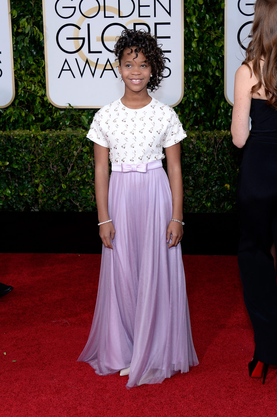 Quvenzhané Wallis en la alfombra roja de los Globos de Oro 2015