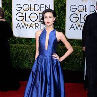 Julia Goldani Telles en la alfombra roja de los Globos de Oro 2015