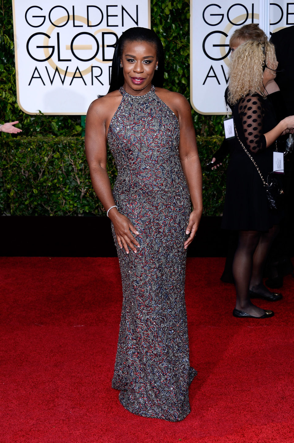 Uzo Aduba en la alfombra roja de los Globos de Oro 2015