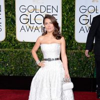 Salma Hayek en la alfombra roja de los Globos de Oro 2015