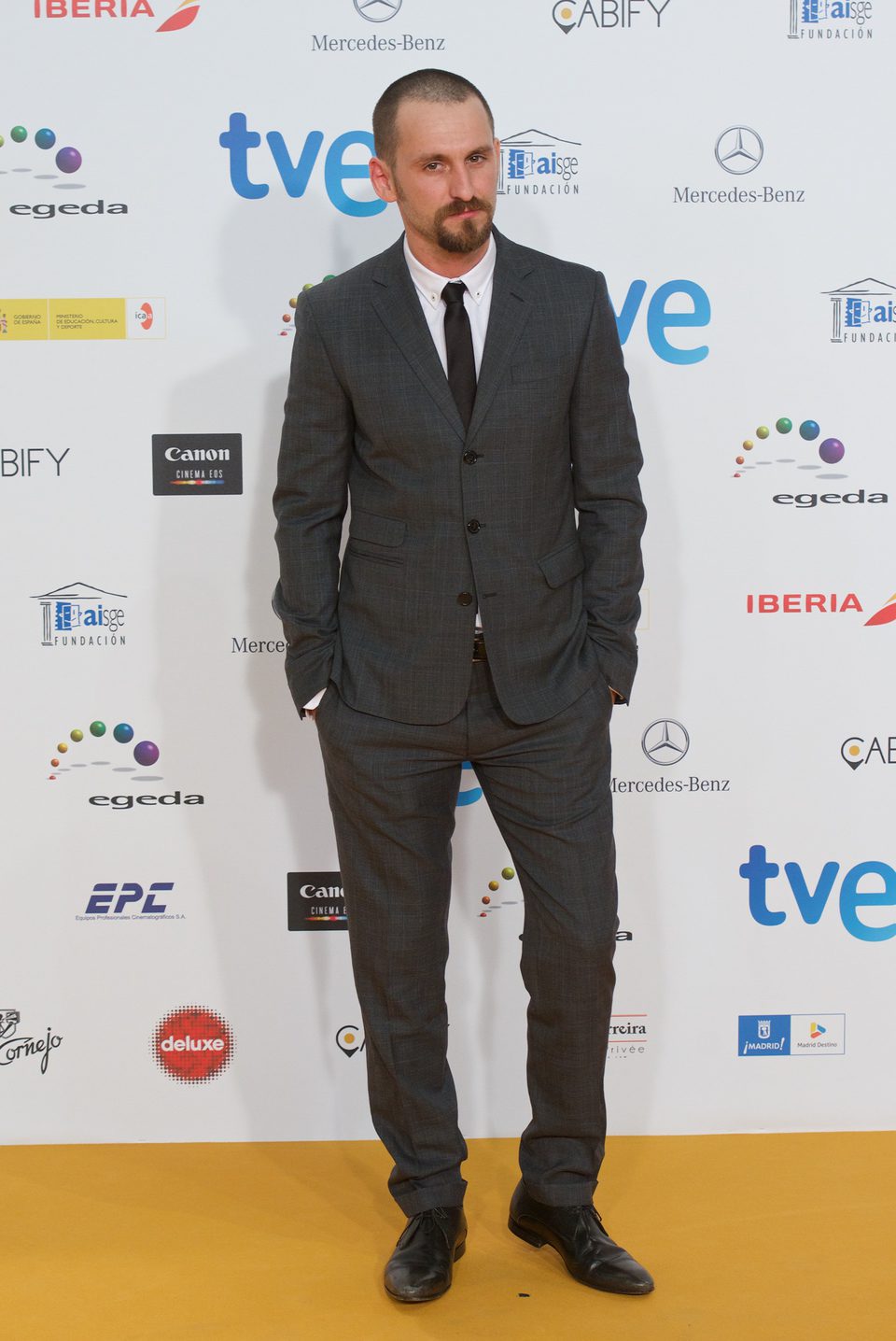 Raúl Arévalo en la alfombra roja de los Premios José María Forqué 2015