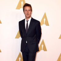 Edward Norton en el almuerzo de los nominados a los Oscar 2015