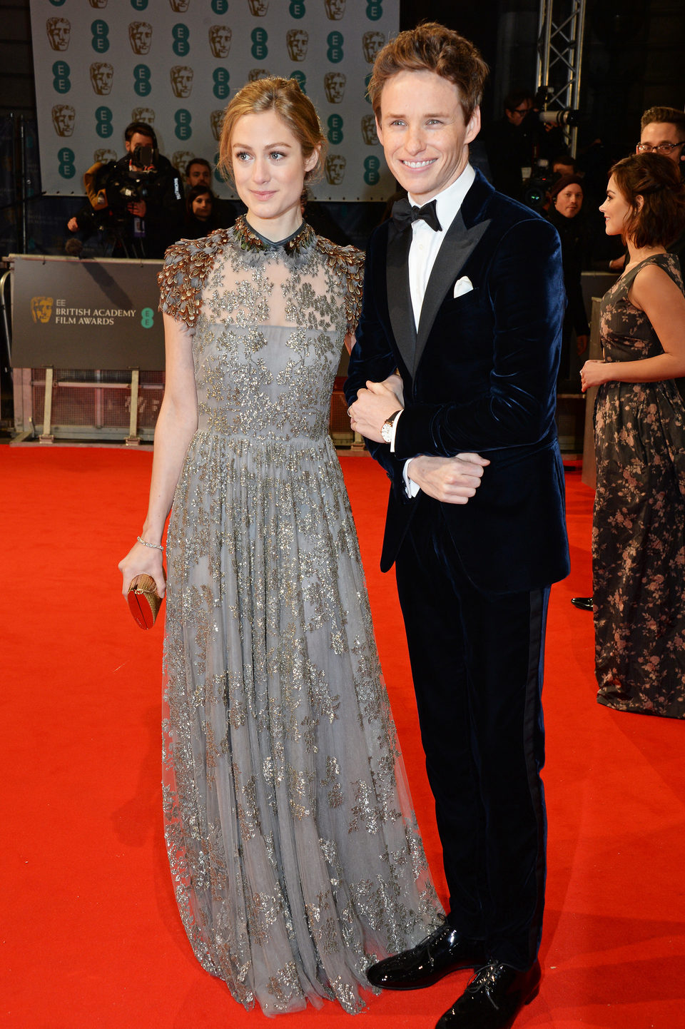 Eddie Redmayne y Hannah Bagshawe en los Premios BAFTA 2015