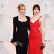 Dakota Johnson y Melanie Griffith en la alfombra roja de los Oscar 2015