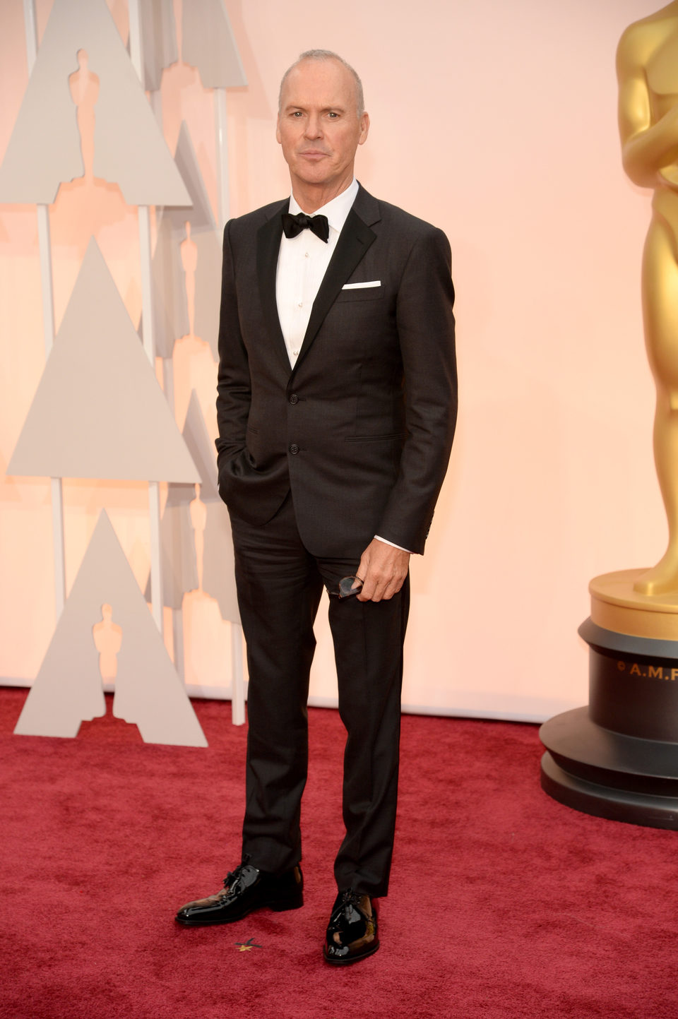 Michael Keaton en la alfombra roja de los Oscar 2015