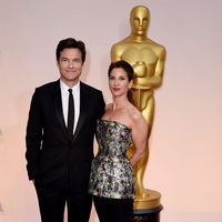 Jason Bateman y Amanda Anka en los Oscar 2015