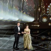 Anna Kendrick y Neil Patrick Harris en el número musical inicial de los Oscar 2015