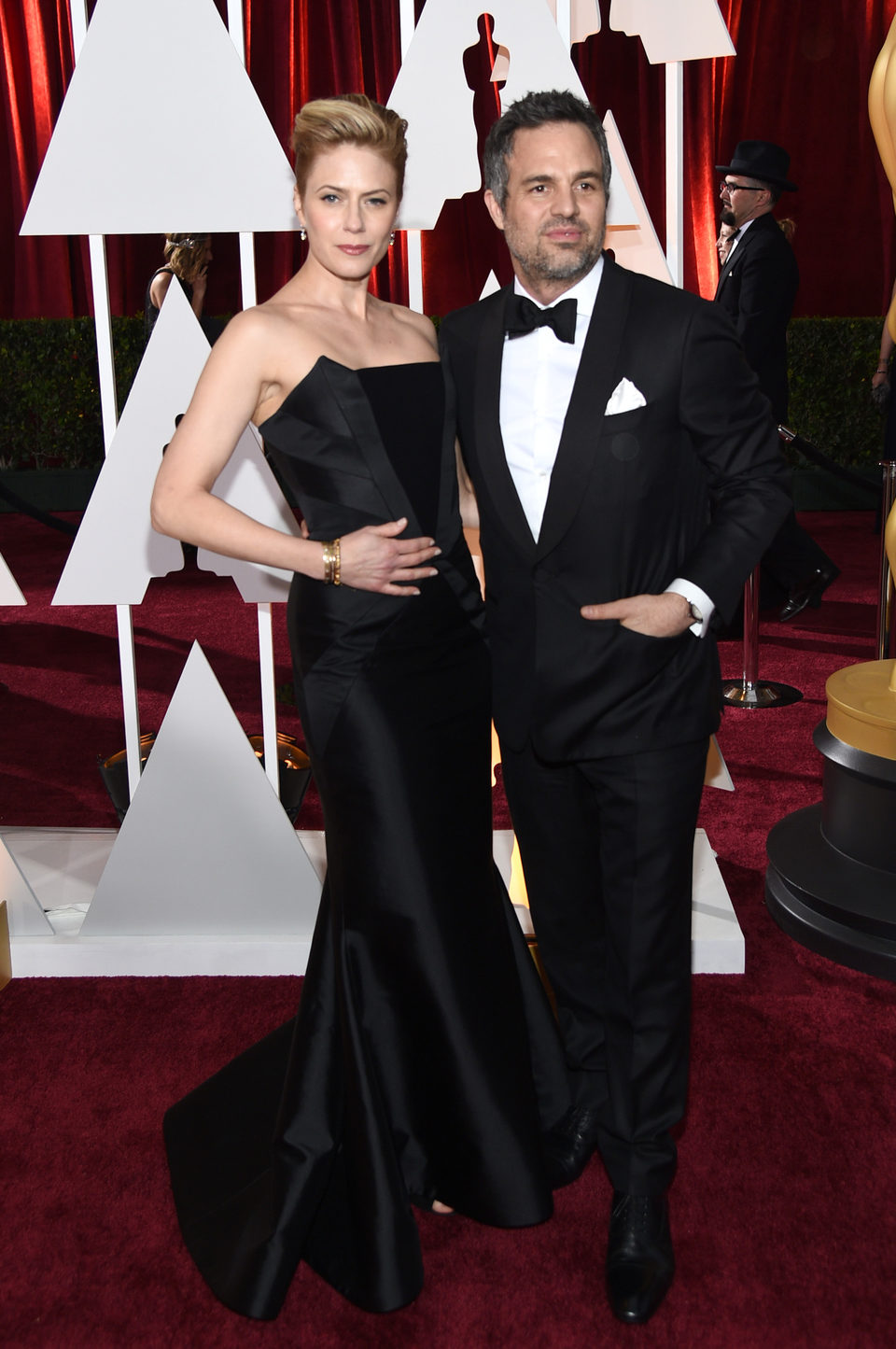 Mark Ruffalo y su mujer en la alfombra roja de los Oscar 2015