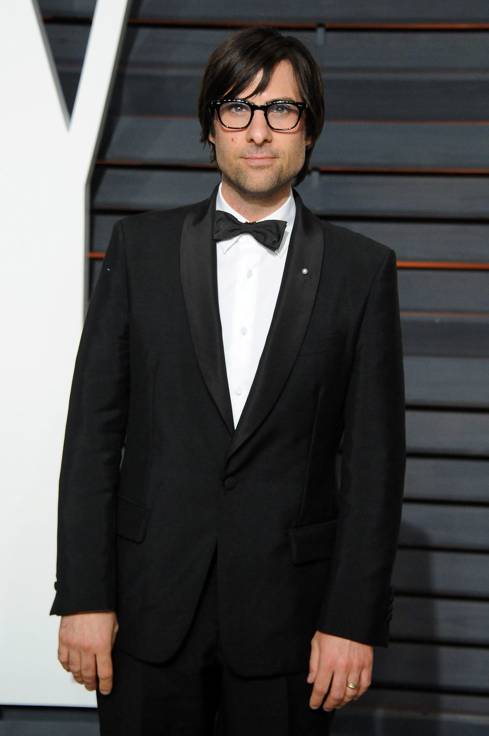 Jason Schwartzman en la alfombra roja de los Oscar 2015