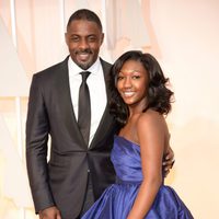 Idris Elba y su hija en la alfombra roja de los Oscar 2015