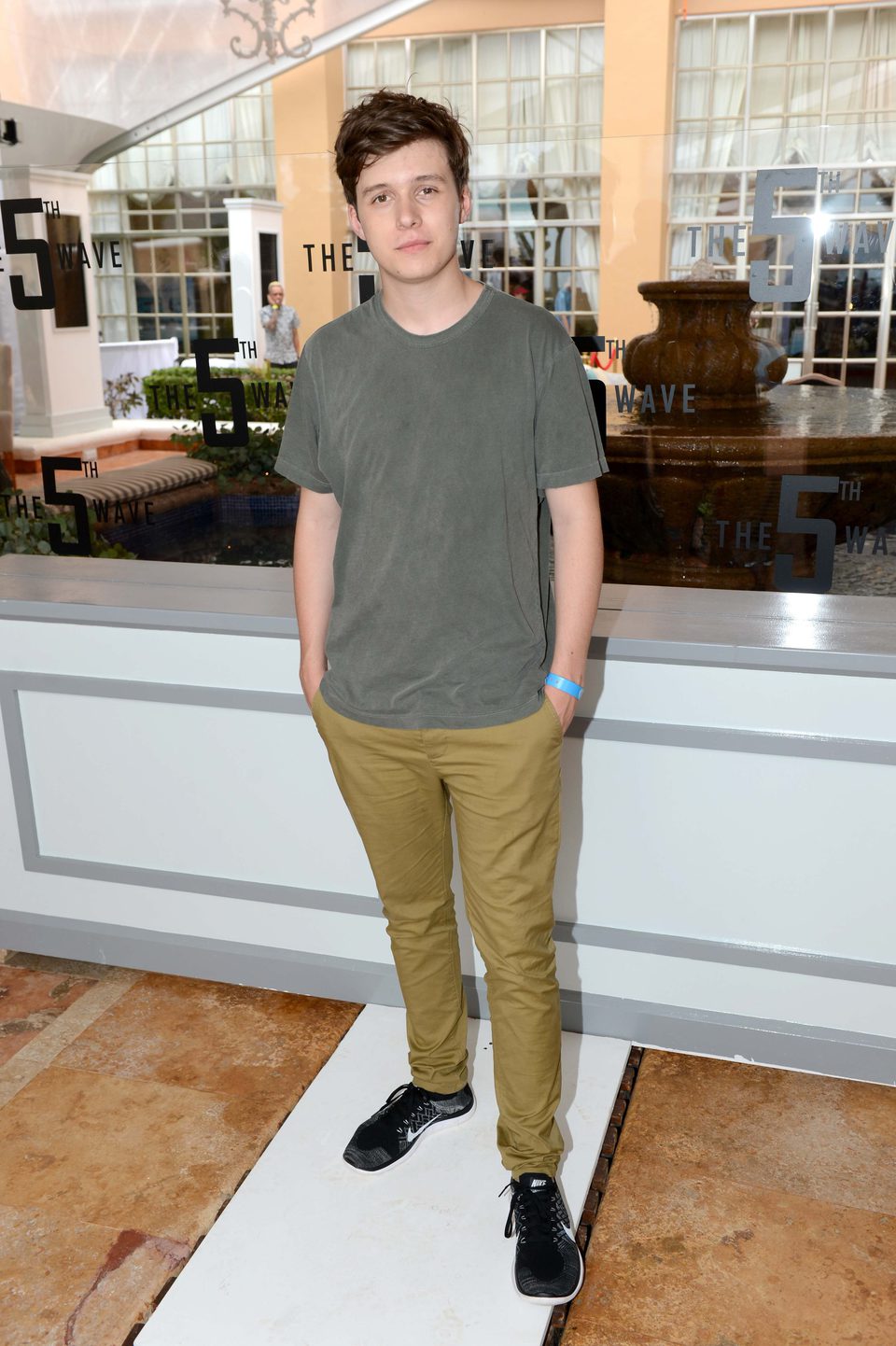 Nick Robinson presenta 'La quinta ola' en el Summer of Sony 2015