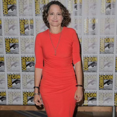 Nina Jacobson en la Comic-Con 2015