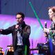 J.J. Abrams y Kathleen Kennedy con sables láser en la Comic-Con 2015