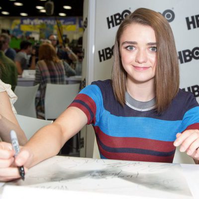 Maisie Williams en la Comic-Con 2015