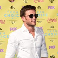 El actor Scott Eastwood en la alfombra roja de los Teen Choice Awards 2015