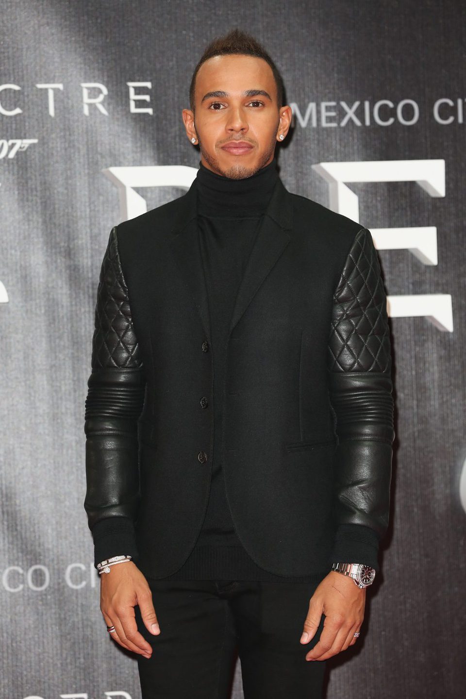 Lewis Hamilton en la premiere de 'Spectre' en Mexico