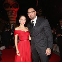 Dave Bautista y Lea Seydoux en la premiere de 'Spectre' en Mexico 