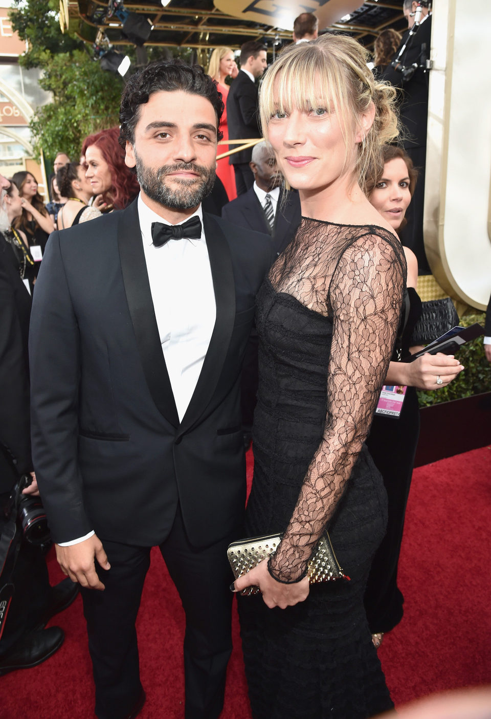 Oscar Isaac y Maria Miranda en la alfombra roja de los Globos de Oro 2016