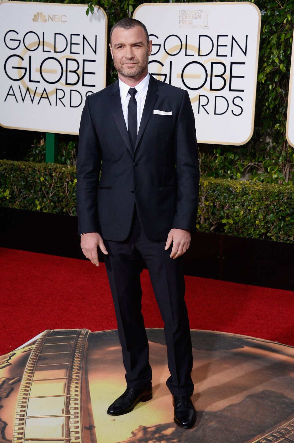 Liev Schreiber en la alfombra roja de los Globos de Oro 2016