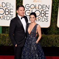 Channing Tatum y Jenna Dewan Tatum en la alfombra roja de los Globos de Oro 2016