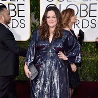 Melissa McCarthy en la alfombra roja de los Globos de Oro 2016