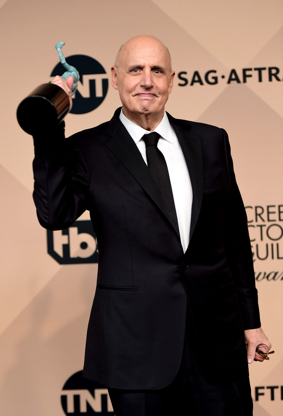 Jeffrey Tambor, mejor actor de una serie de comedia en los SAG Awards 2016