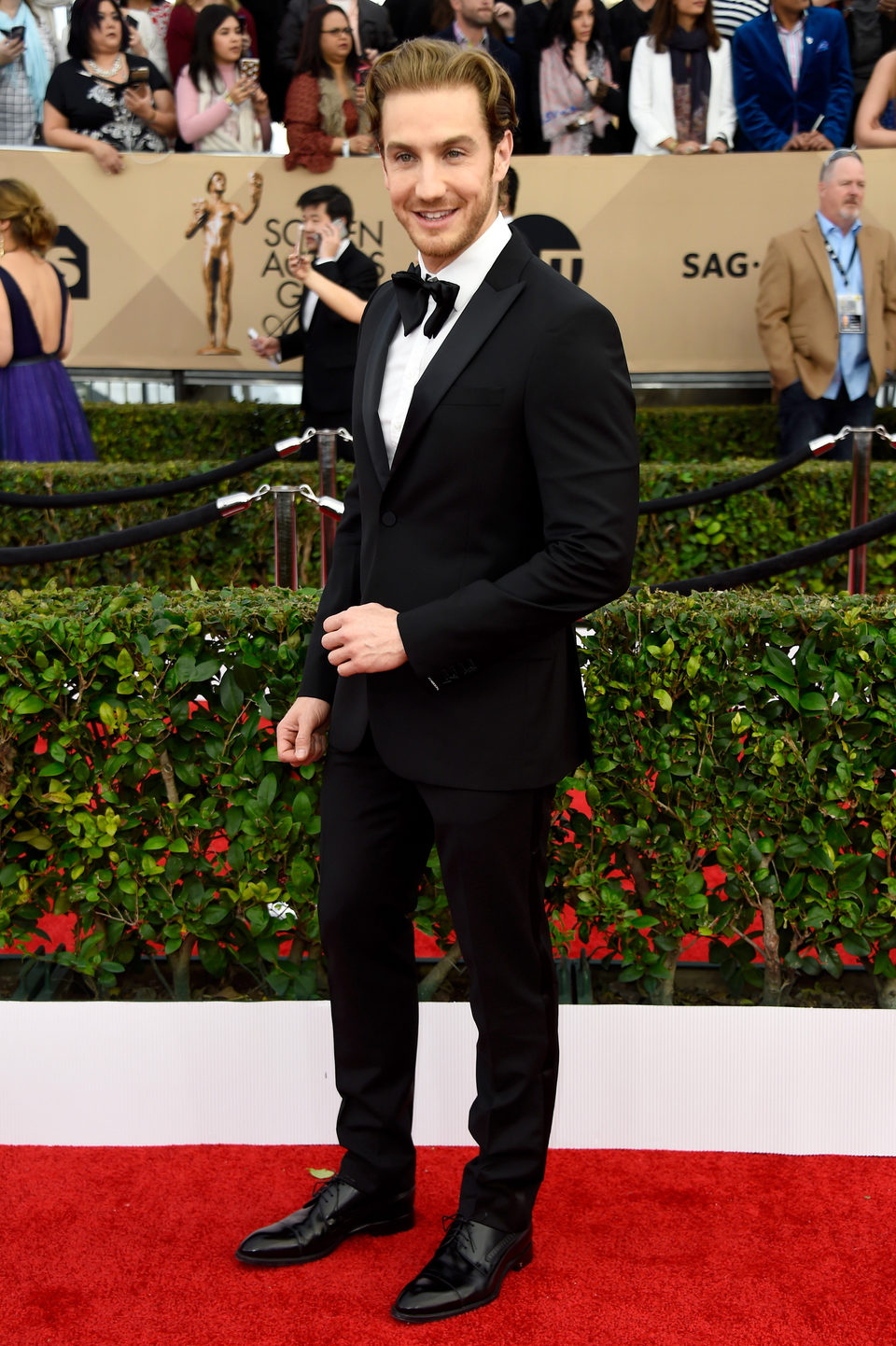 Eugenio Siller en la alfombra roja de los SAG Awards 2016