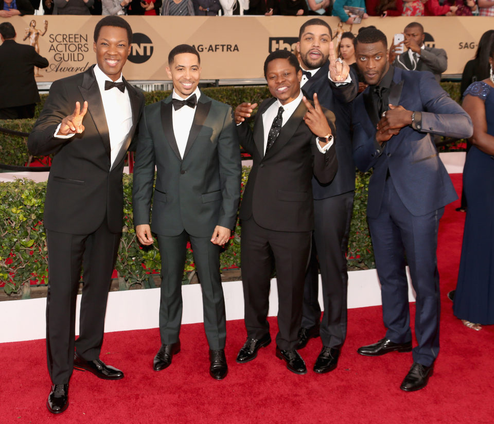 El reparto de 'Straight Outta Compton' en la alfombra roja de los SAG Awards 2016