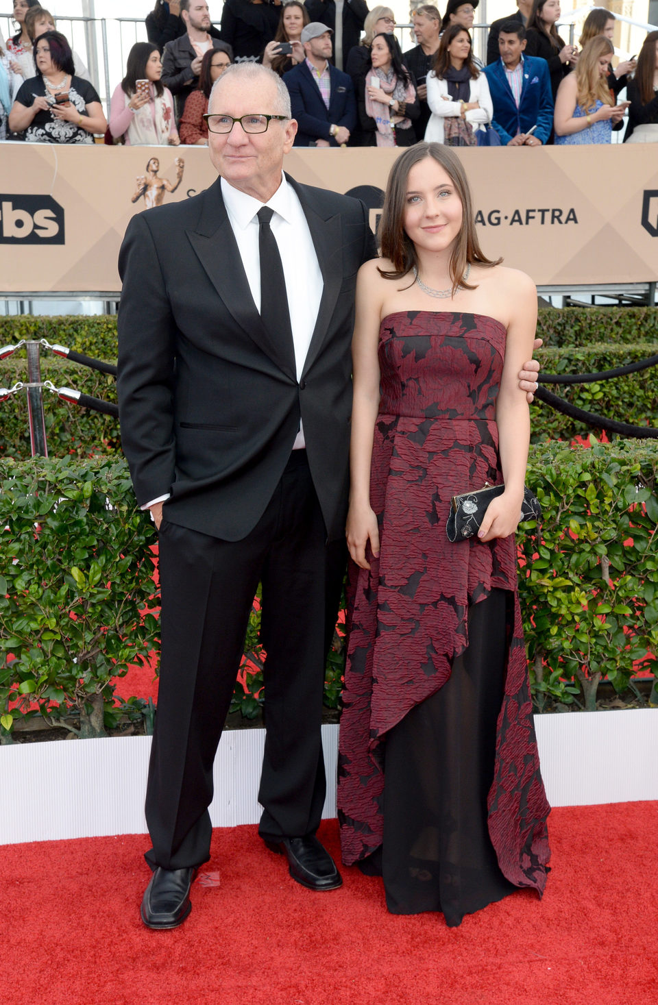 Ed O'Neill y Sophia O'Neill en la alfombra roja de los SAG Awards 2016