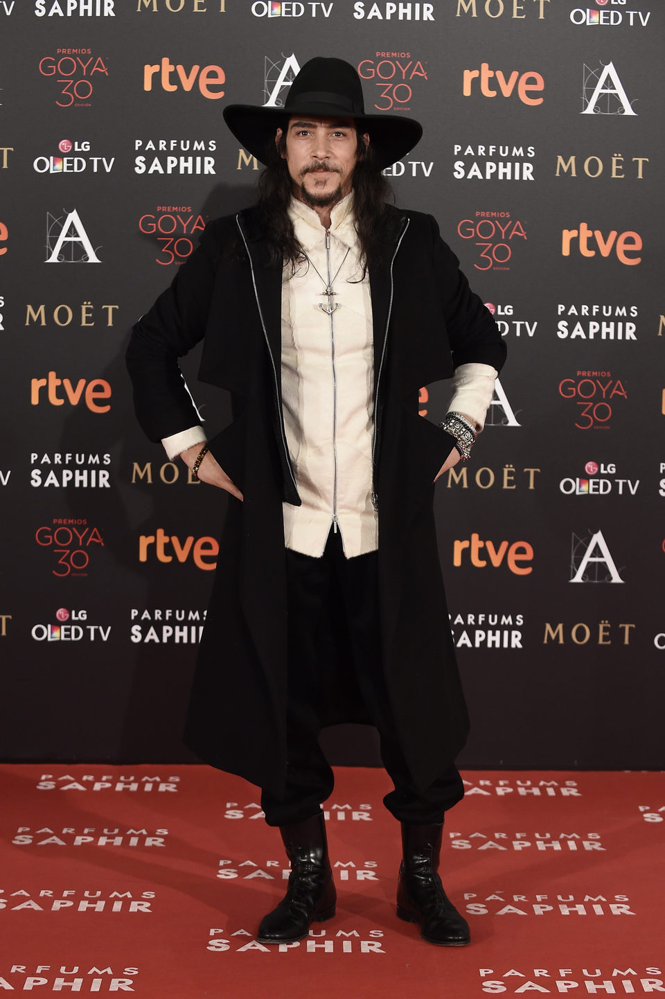 Óscar Jaenada en la alfombra roja de los Premios Goya 2016