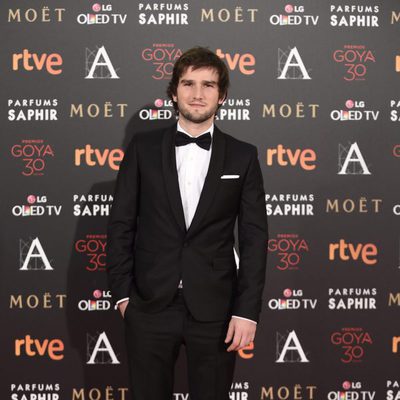 Lucas Vidal en la alfombra roja en los Premios Goya 2016