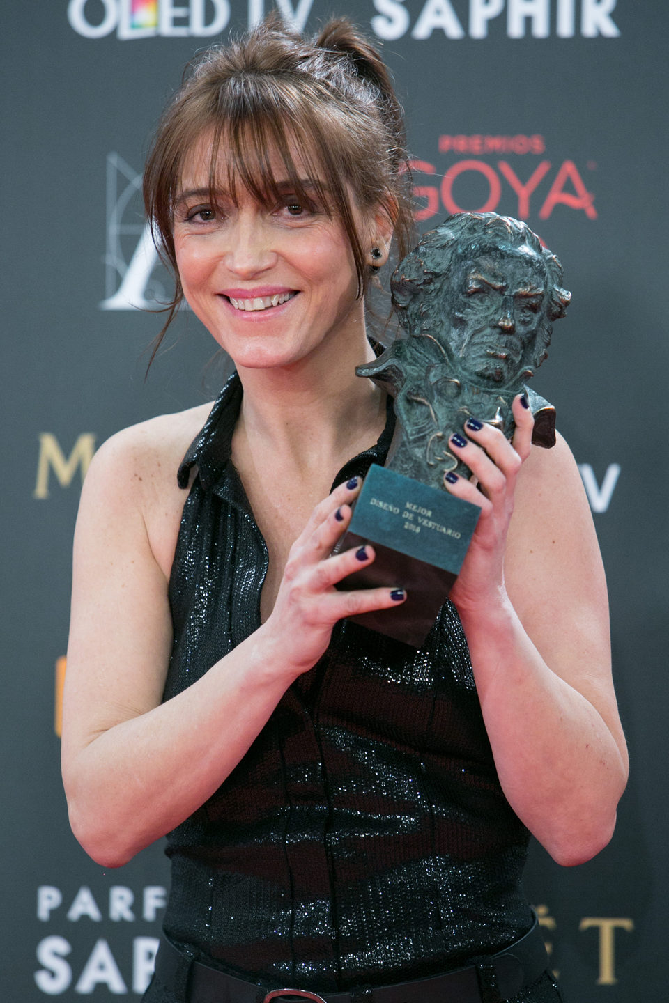 Clara Bilbao, Mejor Vestuario por 'Nadie quiere la noche' en los premios Goya 2016