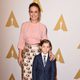 Brie Larson y Jacob Tremblay en la comida de nominados a los Oscar 2016