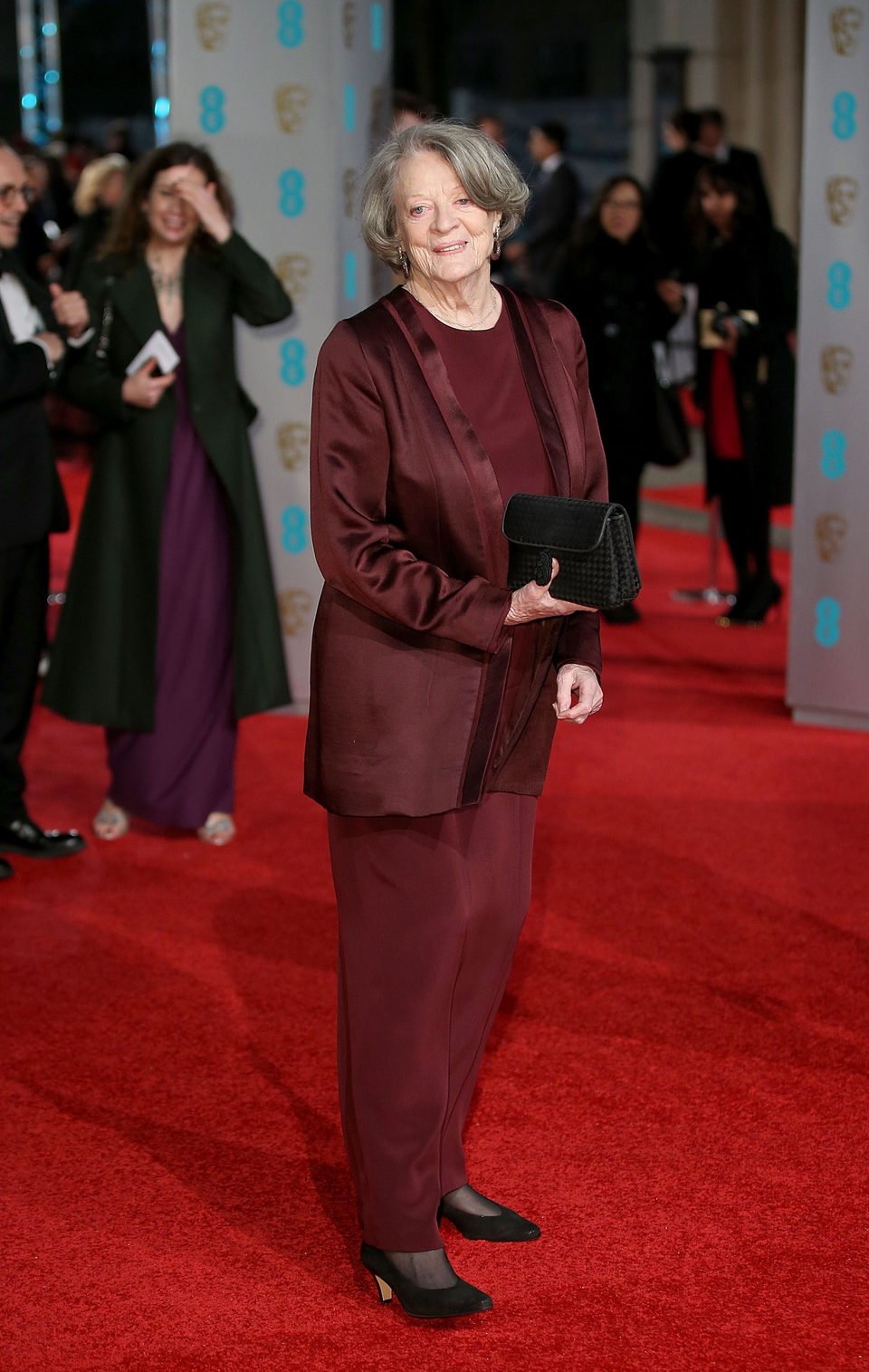 Maggie Smith en la alfombra roja de los BAFTA Awards 2016