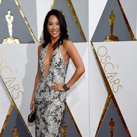 Diane Mizota en la alfombra roja de los Oscar 2016