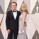 Tom y Wendy Merry McCarthy en la alfombra roja de los Oscar 2016