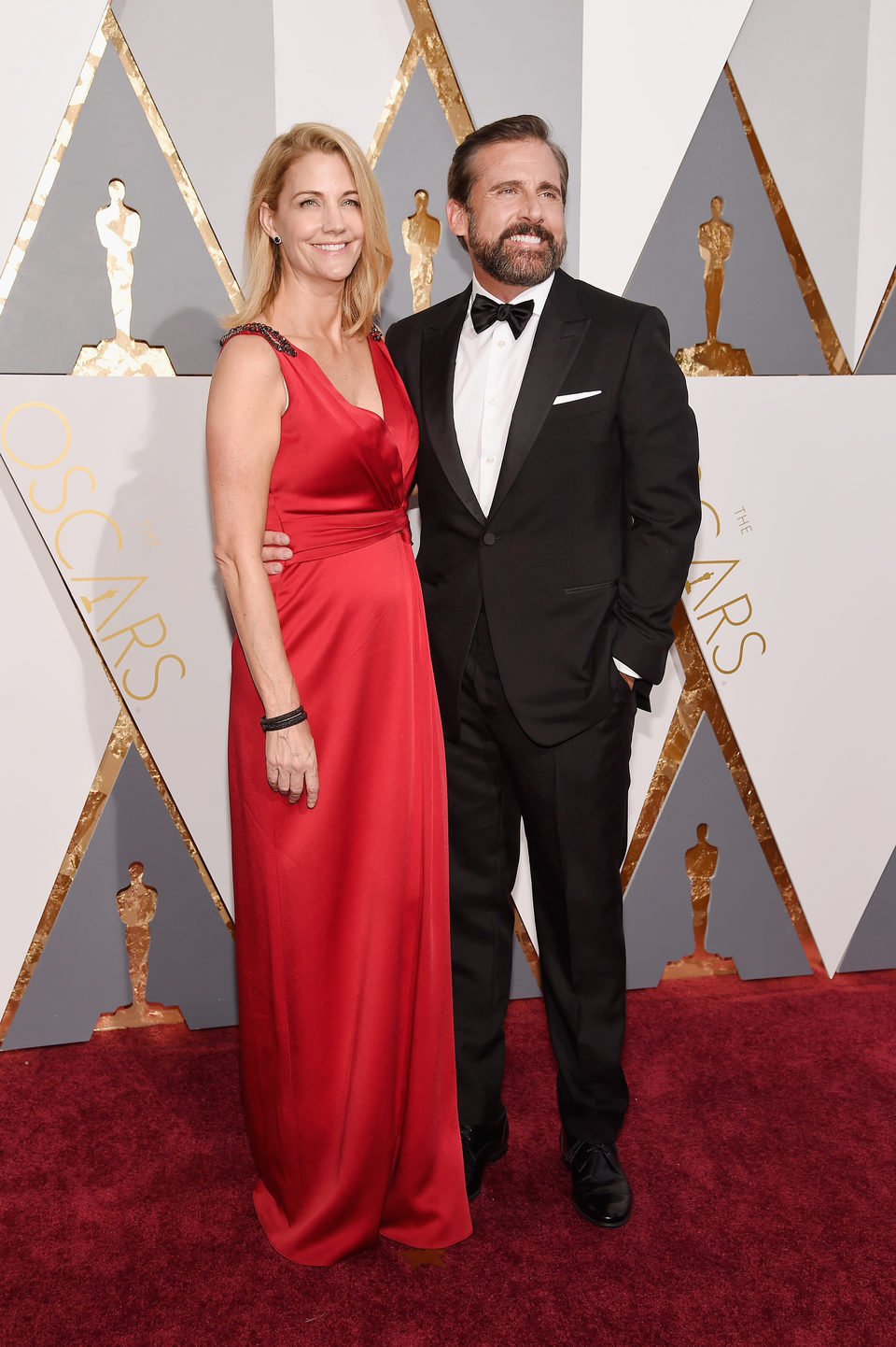 Steve y Nancy Carell en la alfombra roja de los Oscar 2016