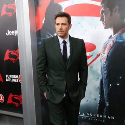 Ben Affleck posa en la premiere de 'Batman v Superman' en Nueva York