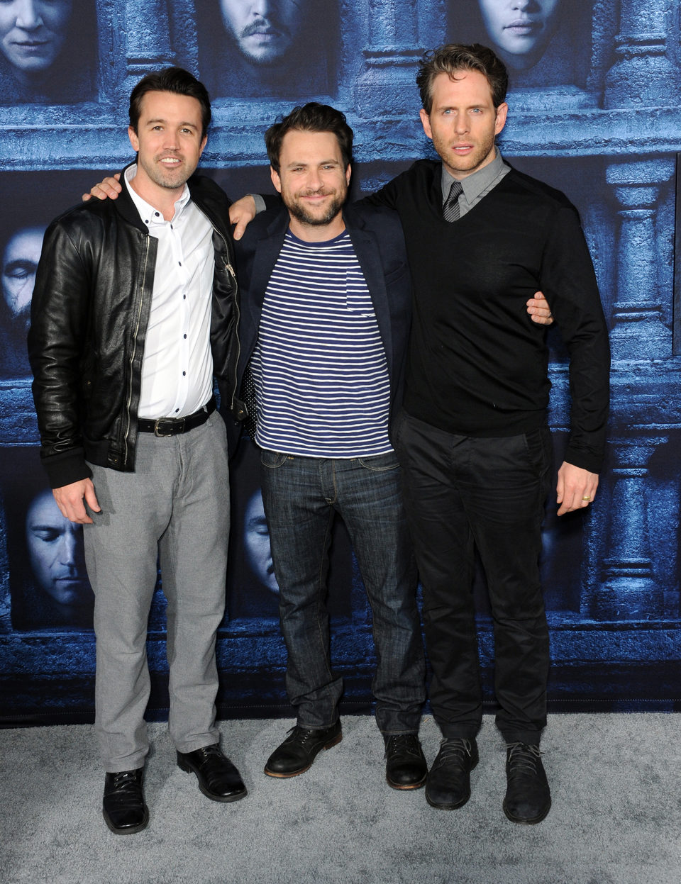 Rob McElhenney, Charlie Day y Glenn Howerton en la premiere de la sexta temporada de 'Juego de Tronos'