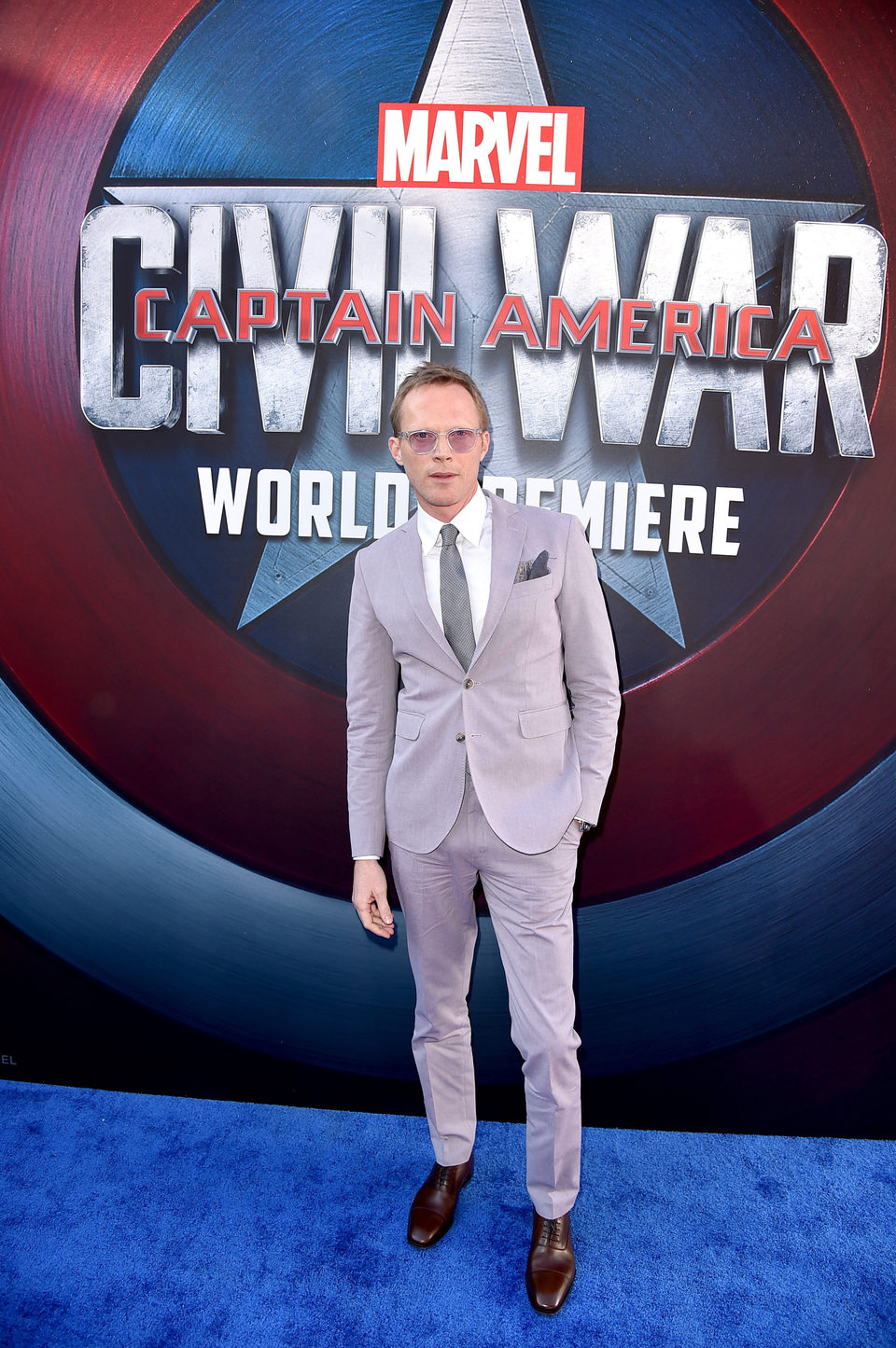 Paul Bettany en la premiere mundial de 'Capitán América: Civil War'