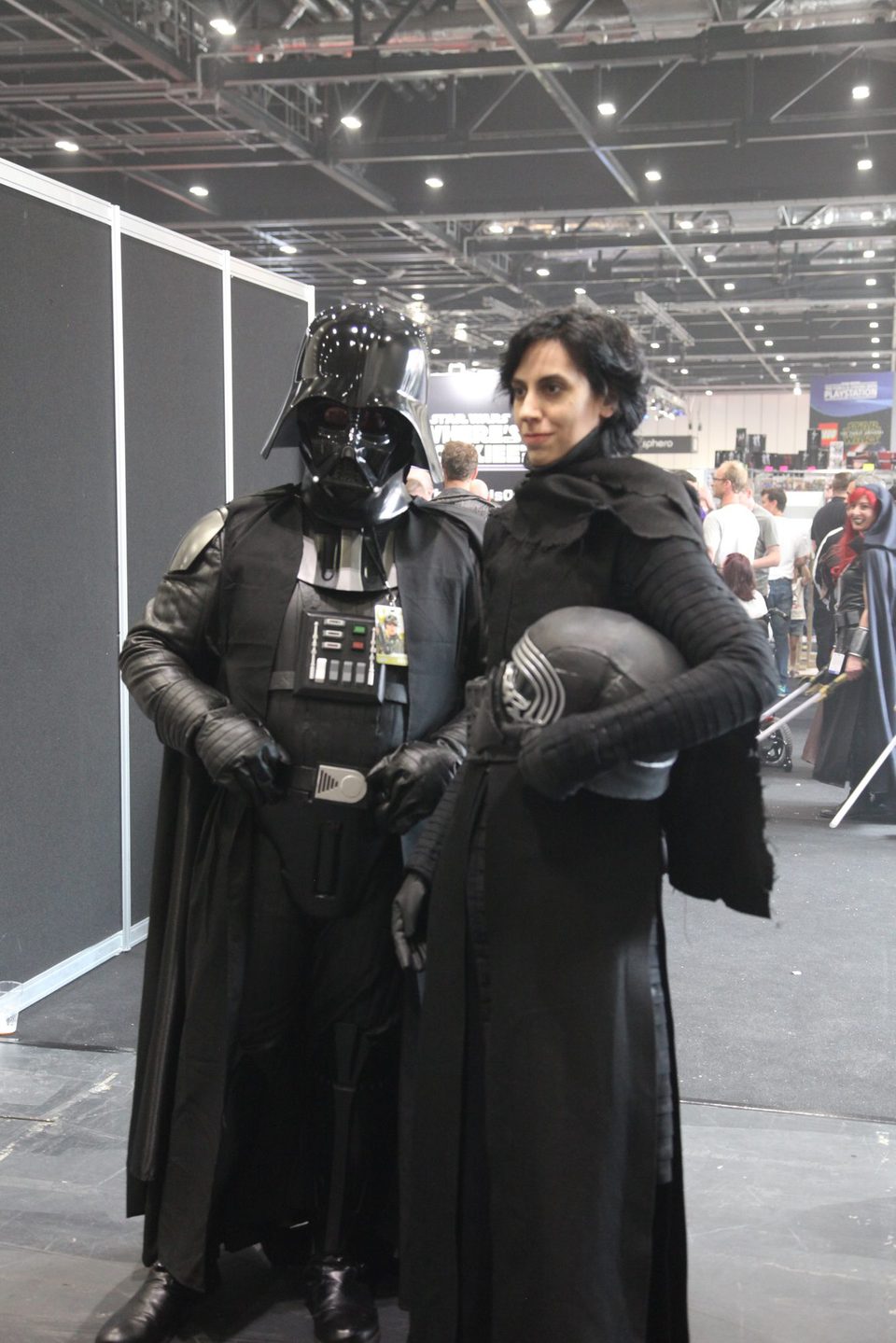 Cosplay de Darth Vader y Kylo Ren en la Star Wars Celebration 2016