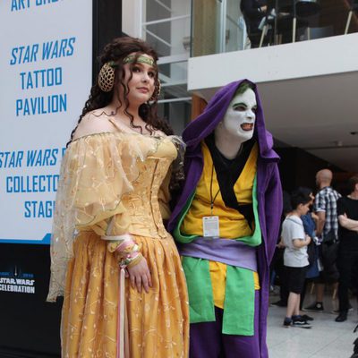 Cosplay de Padme Amidala y el Joker Sith en la Star Wars Celebration 2016